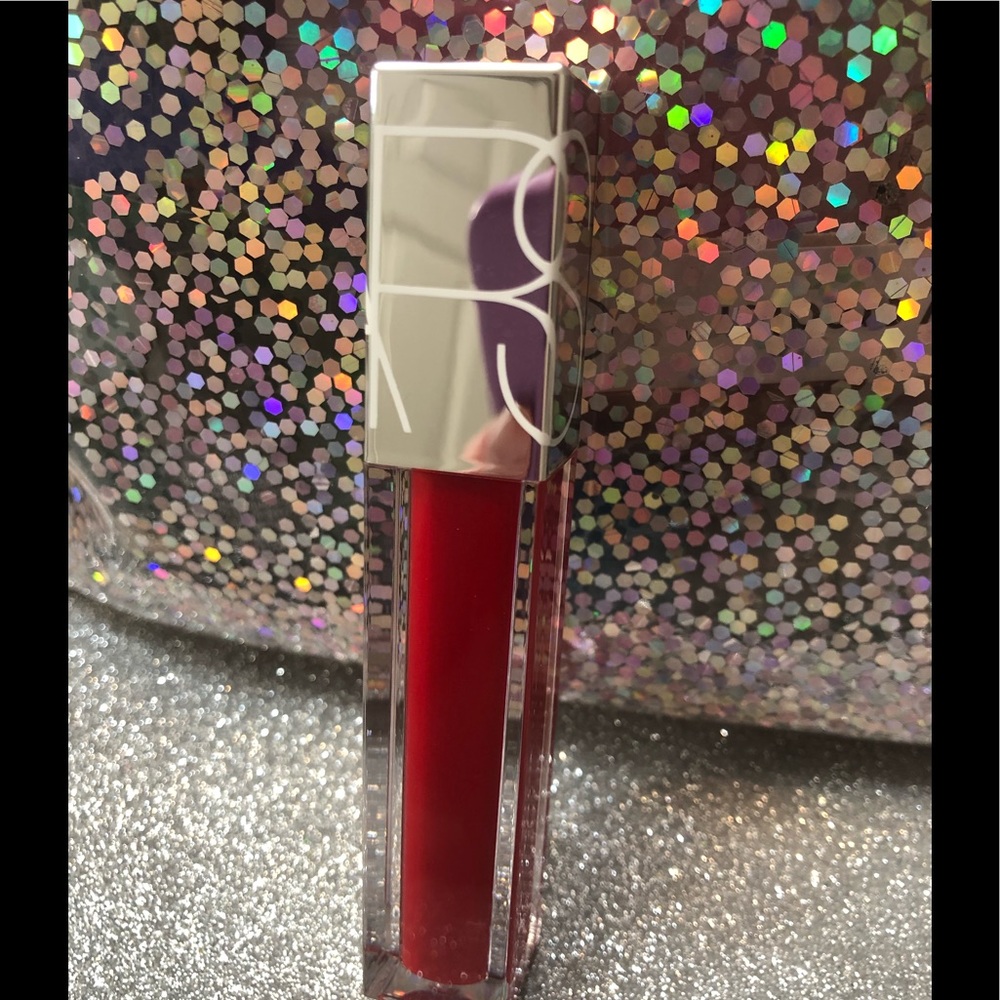 BNIB! NARS Full Vinyl Lip Lacquer in Red District